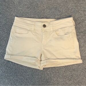 White jean short